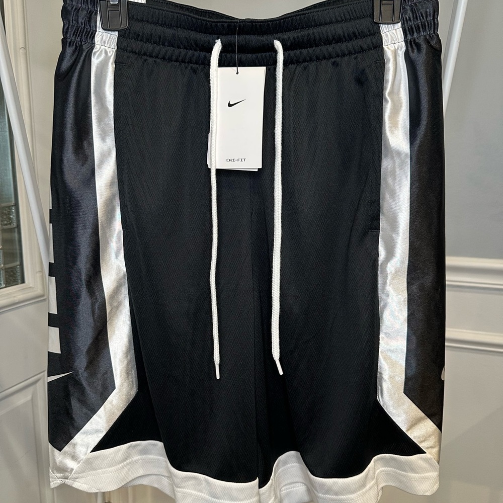 NWT Nike Men's Dri-Fit Basketball Shorts
